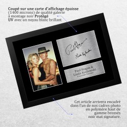 Crocodile Dundee - Paul Hogan & Linda Kozlowski - Autographe + Photo  - A4 Encadré